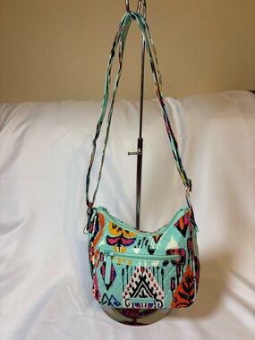 Vera Bradley “On The Go” Crossbody Purse in the vibrant Pueblo pattern